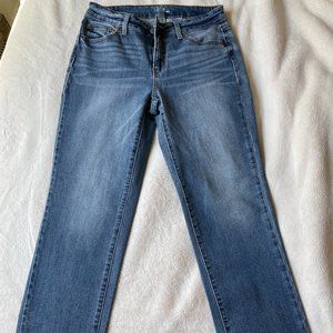 Women's Lightwash Time & Tru Straight Jeans